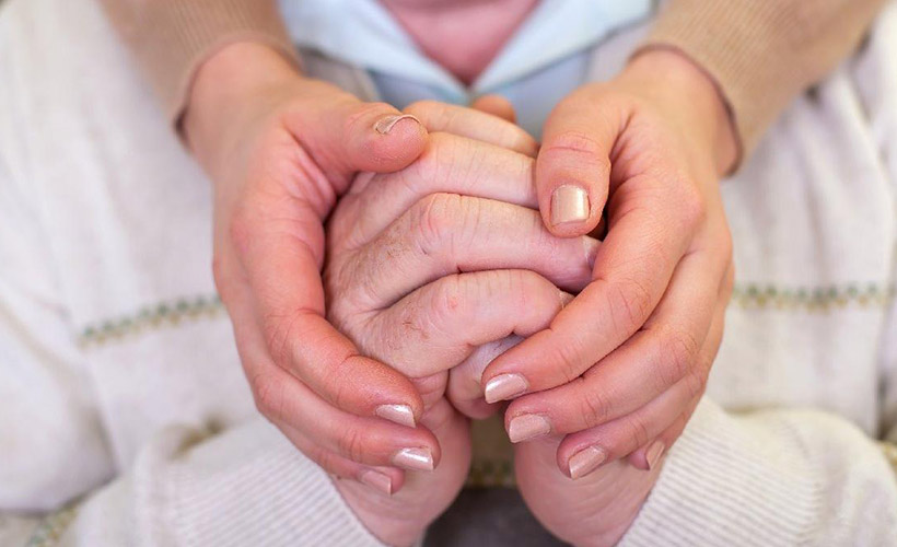 “İletişim azaldıkça, Alzheimer süreci hızlanıyor”