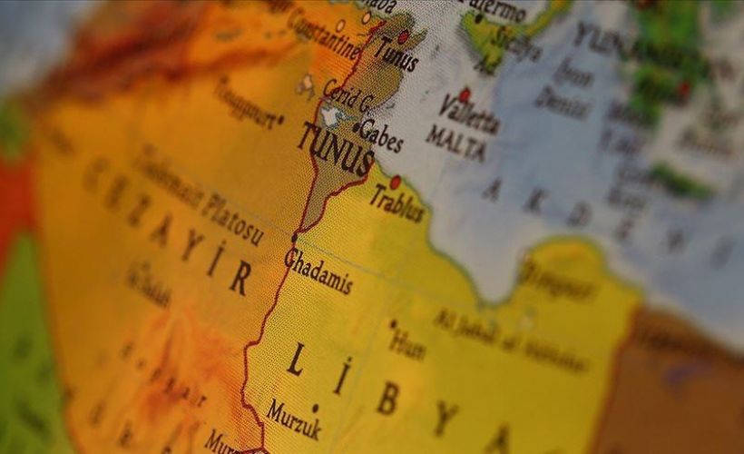 Tunus Cumhurbaşkanı'na gönderilen şüpheli zarfı açan Divan Müdiresi büyük oranda görme kaybına uğradı