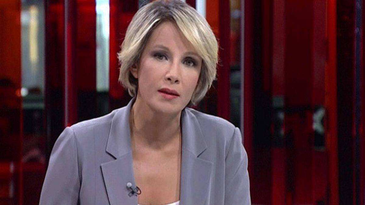 Saynur Tezel kimdir?