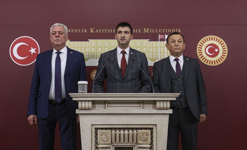 3 milletvekili CHP'den istifa etti!