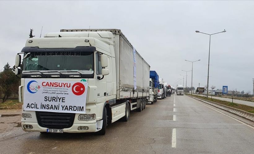 Cansuyu Derneği 20 tırlık insani yardımı İdlib'e ulaştırdı