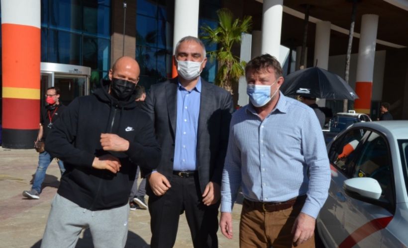 Bakan Ersoy'dan Jason Statham'ın oynadığı film setine ziyaret