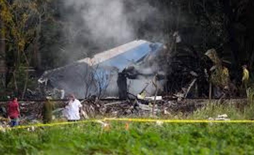 Küba'da askeri helikopter düştü: 5 ölü