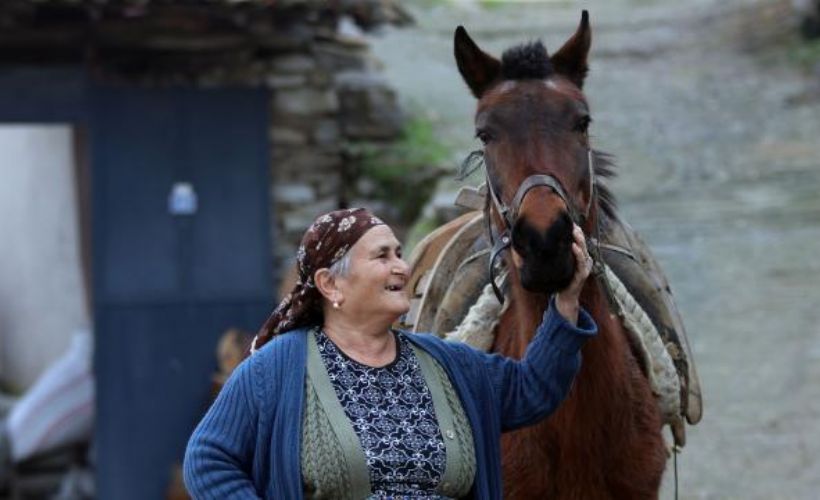 Şerife Nine ve can dostu Ceylan