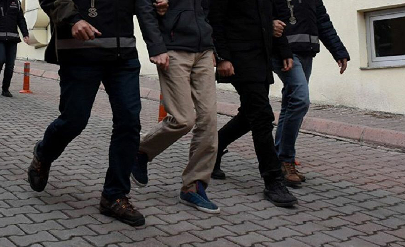 42 ilde FETÖ'nün TSK yapılanmasına operasyon