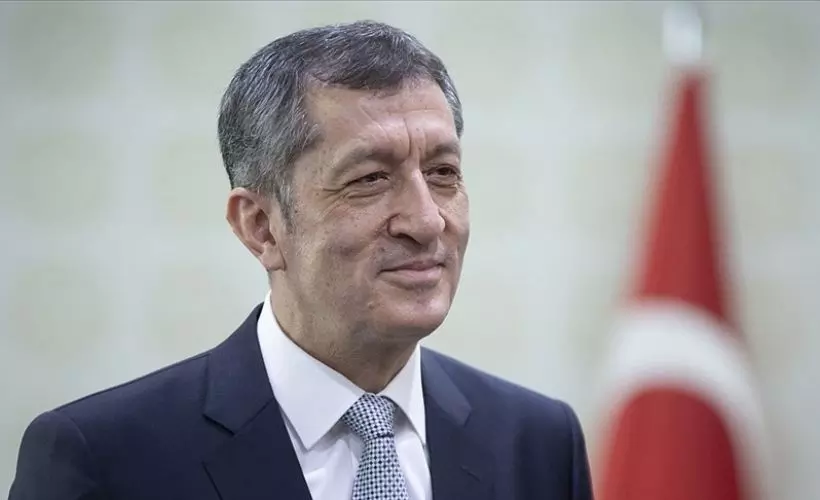 Bakan Selçuk'tan 15 Şubat'ta yüz yüze eğitime başlayacak köy okulları paylaşımı