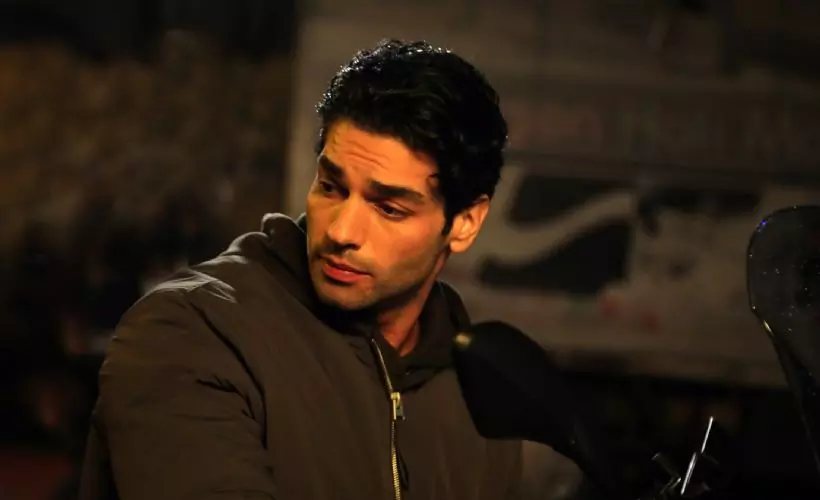 Fatih ve Nergis yakınlaşır