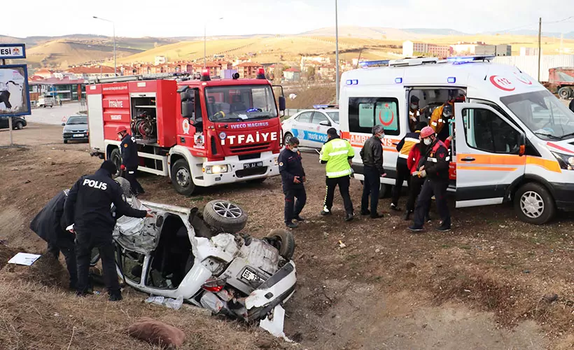 Samsun'da otomobil devrildi: 1 ölü, 3 yaralı