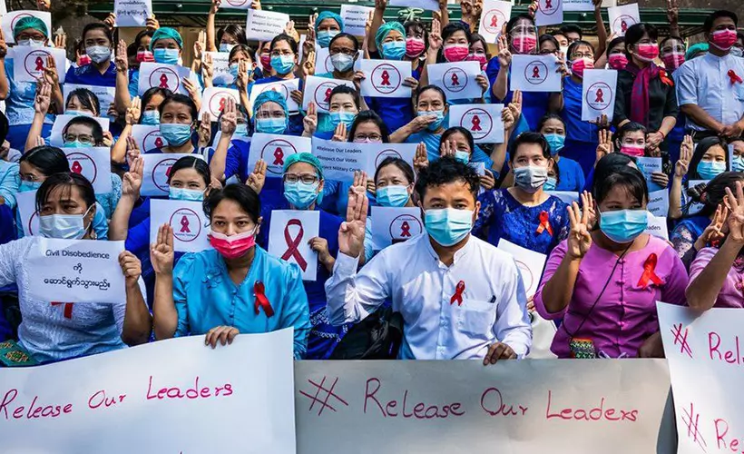 Myanmar'da darbeye karşı sivil itaatsizlik büyüyor