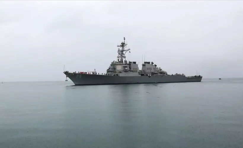 Çin: Karasularımıza giren ABD'ye ait savaş gemisi uzaklaştırıldı
