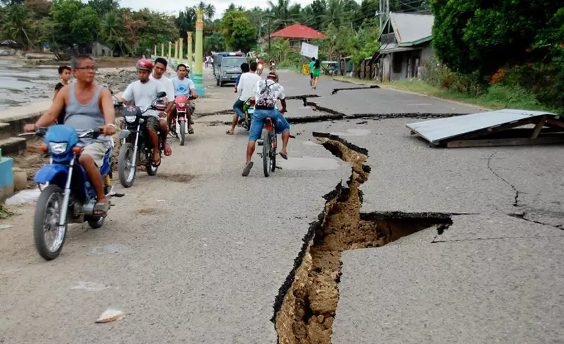 Filipinler'de korkutan deprem