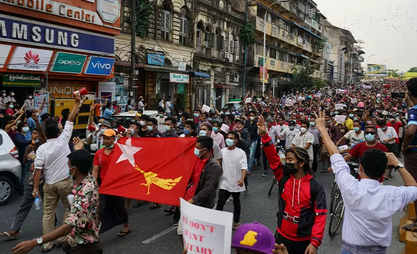 Myanmar'da darbeye karşı protestolar büyüyor