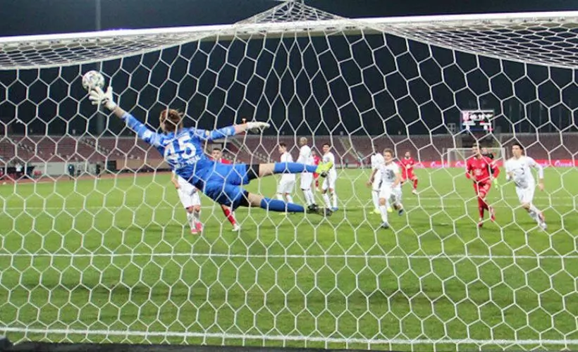 Lige damgasını burdu… Frikikten hat-trick