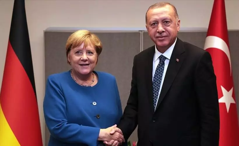 Erdoğan, Almanya Başbakanı Merkel ile görüştü