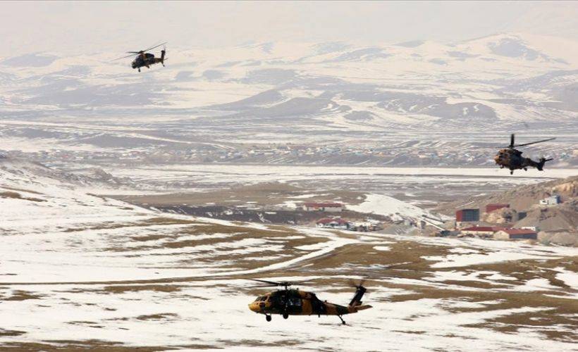 Türk Silahlı Kuvvetlerinin (TSK) düzenlediği son dönemin en kapsamlı kış tatbikatı devam ediyor