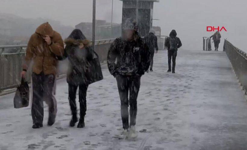 İstanbul'da  kar yağışı başladı