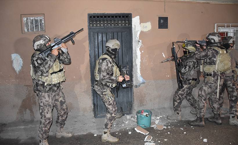 Adana'da PKK/KCK soruşturmasında 25 gözaltı kararı