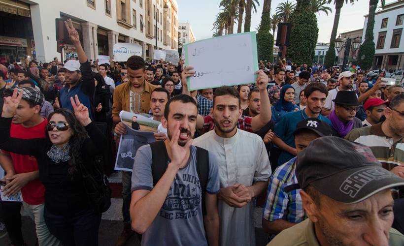 Fas'ta yüzlerce kişi ekonomik darboğazı protesto etti