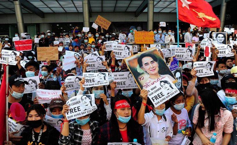 Myanmar'da darbe karşıtı protestolar 6. gününde