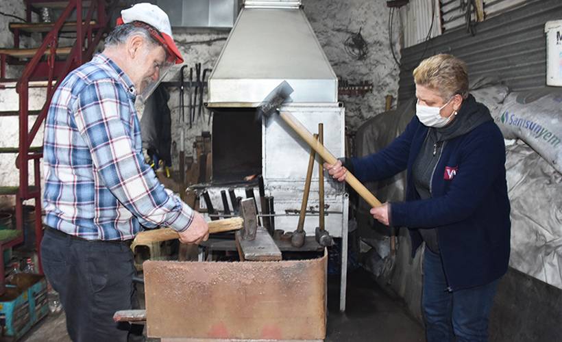 Eşiyle sadece hayatını değil 25 yıldır işini de paylaşıyor