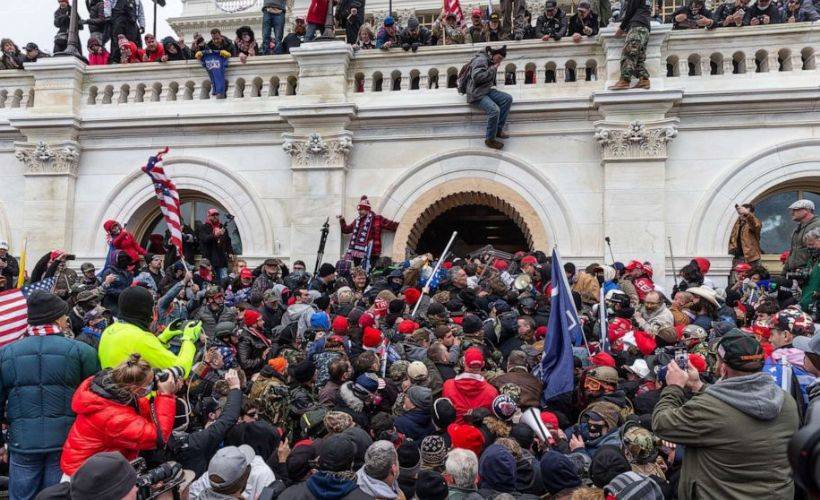 6 Ocak'taki Kongre baskını ABD'de nasıl bir travma yaşattı?