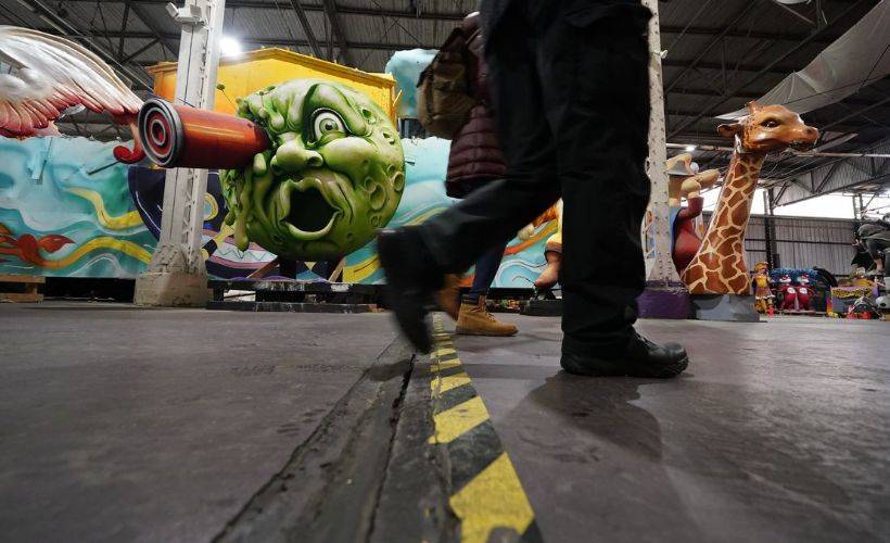 Koronavirüs ABD'de Mardi Gras şölenini de vurdu