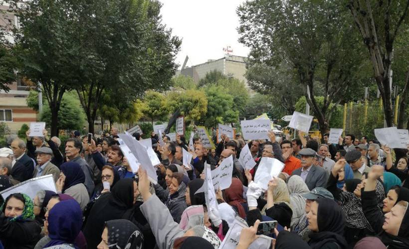 İran'da emeklilerden maaş protestosu