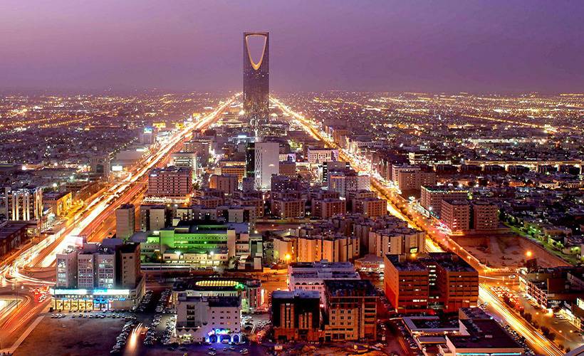 Suudi Arabistan'da Kovid-19 kısıtlamaları uzatıldı