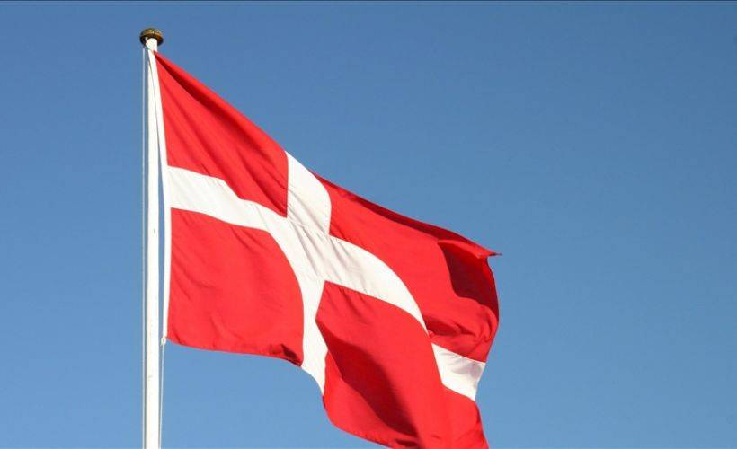 Danimarka'da yaşlı çift, market otoparkında Müslüman kadına saldırdı