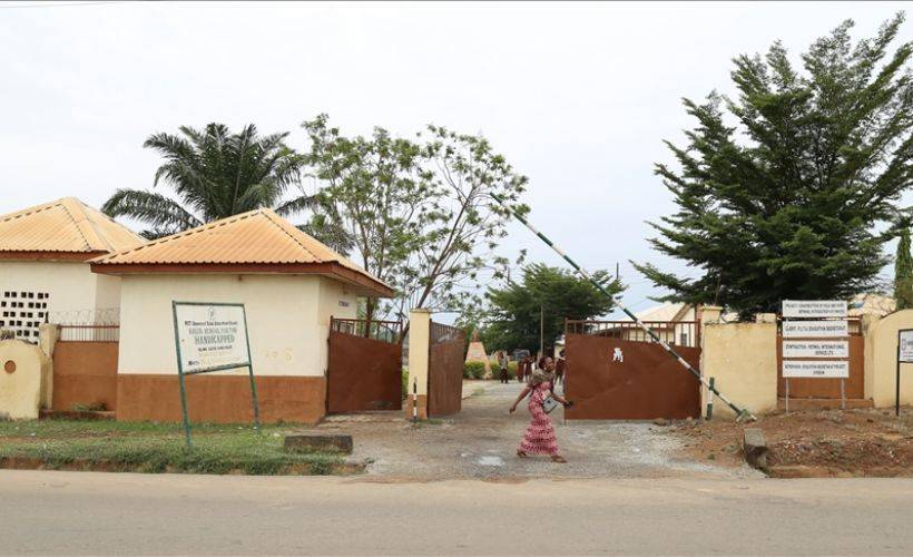 Nijerya'da bir yatılı okulda 26 öğrenci ve 4 öğretmen kaçırıldı