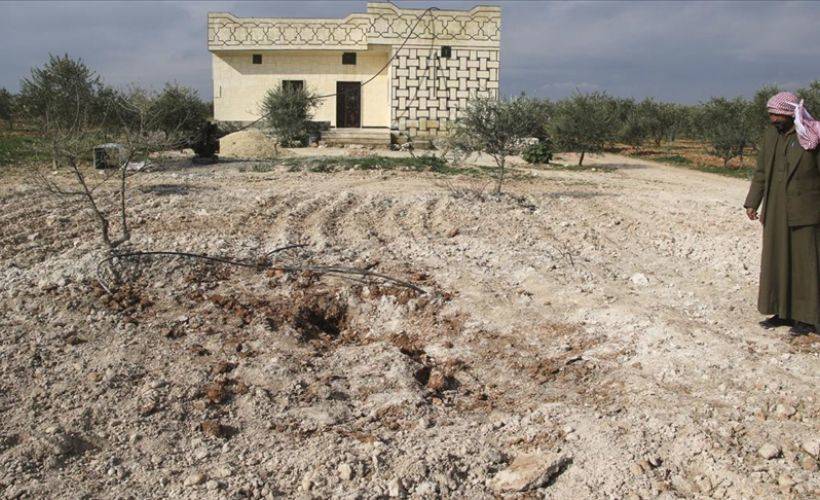 YPG/PKK, Münbiç'te sivil yerleşimlerdeki mezarlıklara da saldırıyor