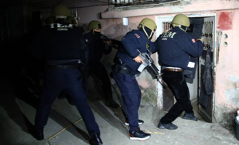 Adana'da DEAŞ operasyonu: 8 gözaltı