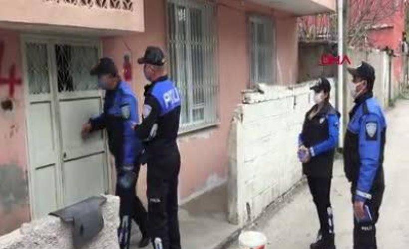 Polisten vatandaşlara sokak satıcısı gibi davranan dolandırıcılara karşı uyarı