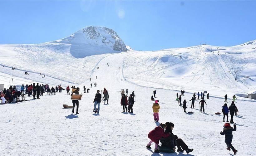 Hakkari 120 milyon liralık yatırım sayesinde spor tesisleriyle donatılacak