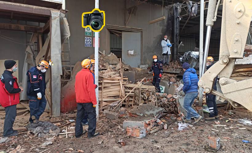 Bursa'da mobilya fabrikasında patlama: Ölü ve yaralılar var