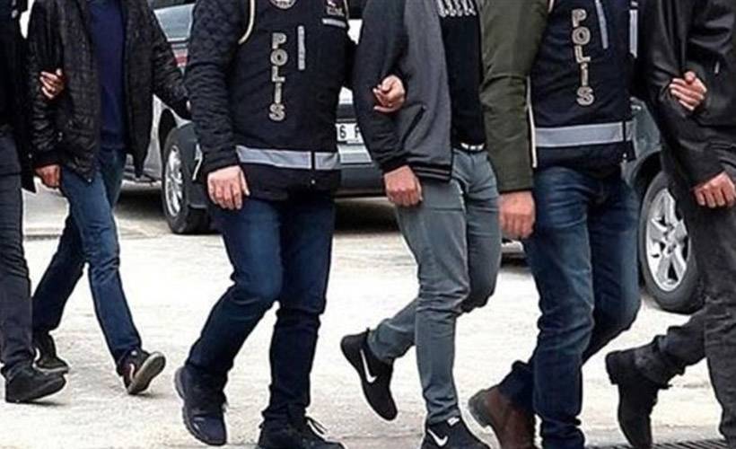 İstanbul'daki FETÖ operasyonunda 13 tutuklama