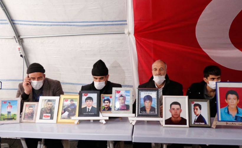 'Sizi de, bizi de ölüme mahkum ediyorlar'