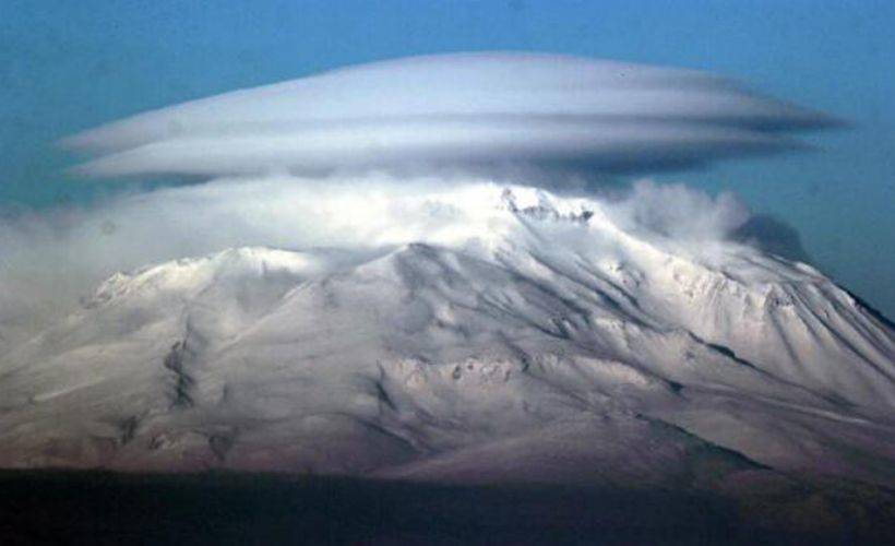 Süphan Dağı'nda seyrine doyumsuz manzara