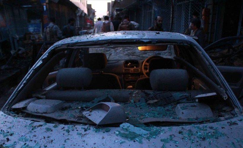 Afganistan'da bomba yüklü araç saldırısı; 6 korucu öldü
