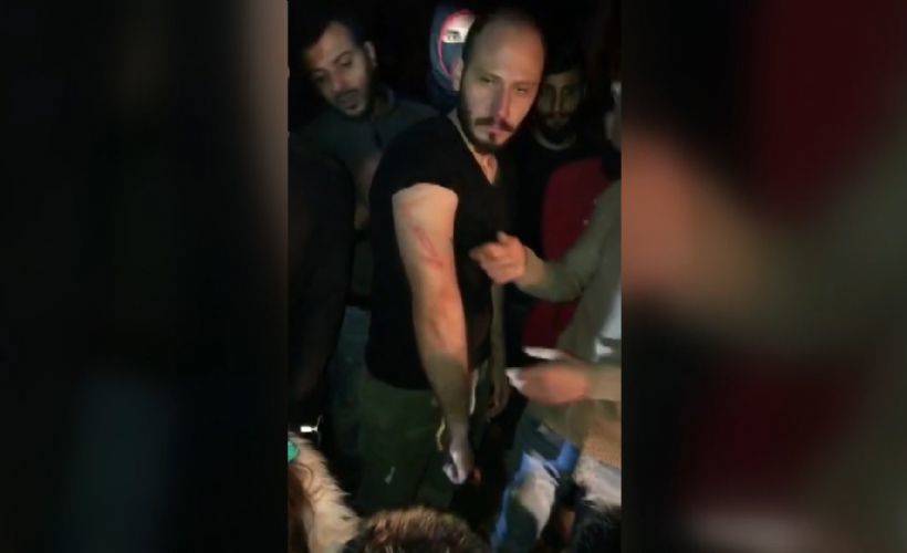 Yunan askerleri göçmenleri darbedip, paralarına ve ayakkabılarına el koydu