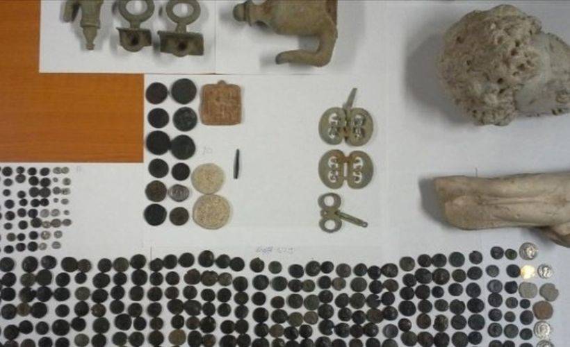 Anadolu'dan kaçırılan 412 tarihi eser Türkiye'ye getirildi