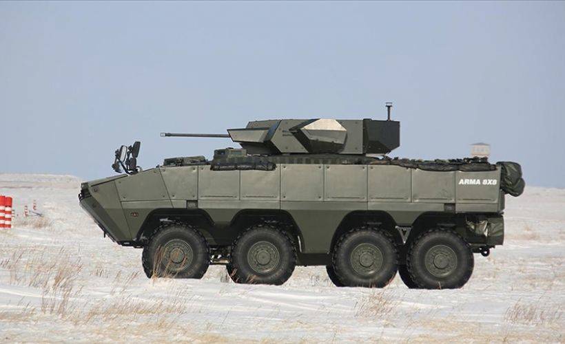 Kazakistan ordusu Türk yapımı zırhlı muharebe aracı Arma 8x8'i ve Nefer silah sistemini test etti