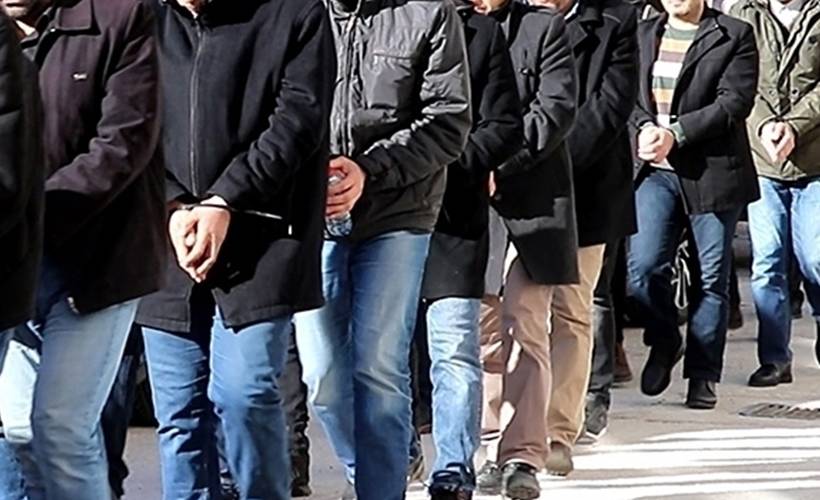 Deniz Kuvvetleri'ndeki mahrem yapılanmaya 40 gözaltı