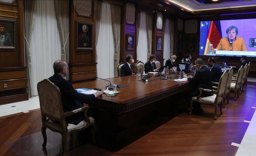 Cumhurbaşkanı Erdoğan, Almanya Başbakanı Merkel ile video konferans aracılığıyla görüştü