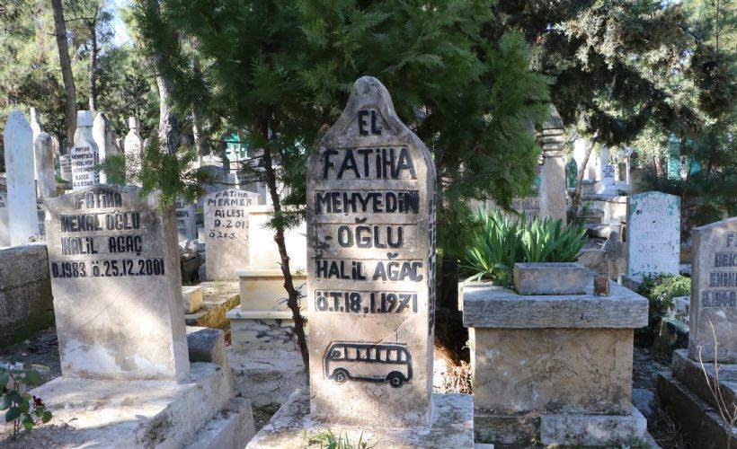 Şanlıurfa'da mezar taşlarına işlenen figürler görenleri şaşırtıyor