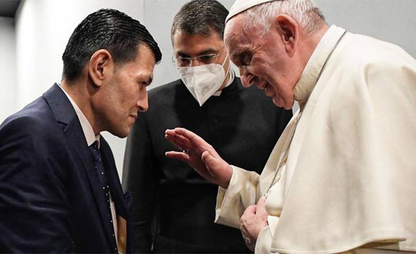 Papa, Erbil'de Aylan bebeğin babasıyla görüştü