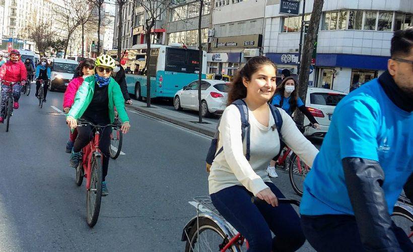 8 Mart Dünya Kadınlar Gününde Görme Engelli Kadınlar Pedal Çevirdi