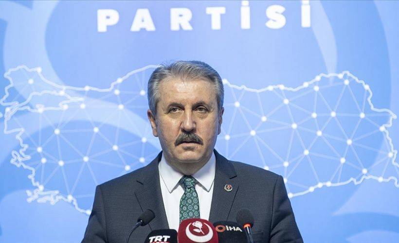 Destici: Papa'nın Irak ziyaretinde Sistani'yi evinde ziyaret etmesi manidardır