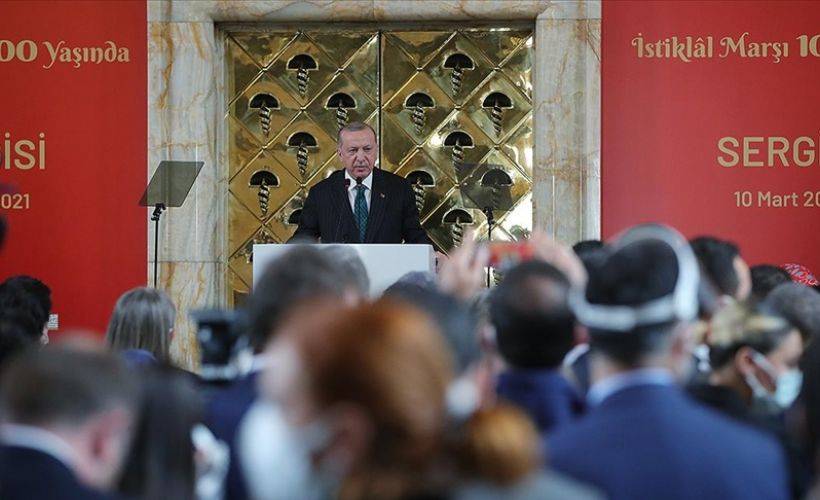 Cumhurbaşkanı Erdoğan: Ülkemize dayatılmaya çalışılan modern Sevrleri yırtıp atıyoruz