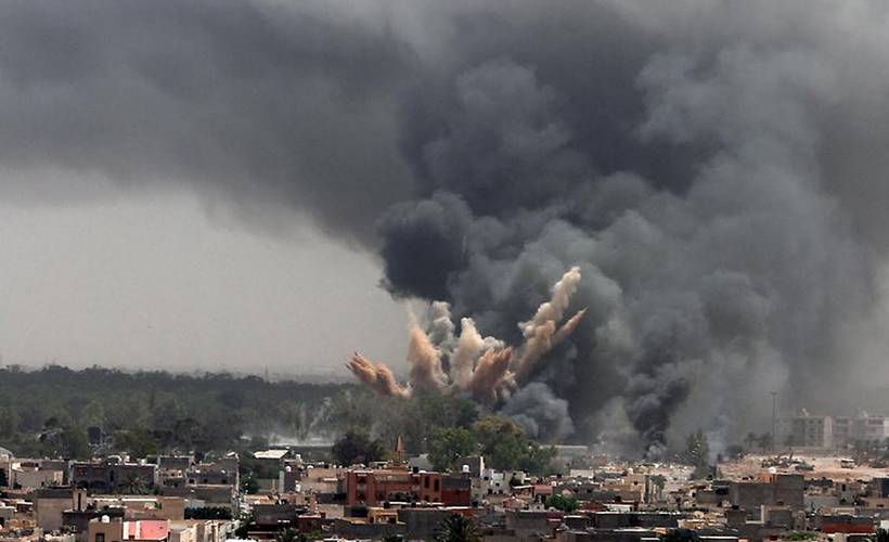 Suudi koalisyon güçlerinden Sana'ya 7 hava saldırısı